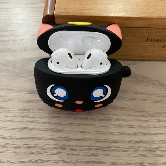Luna air pod case for 1st or 2nd generation air pods - Picture 8 of 8